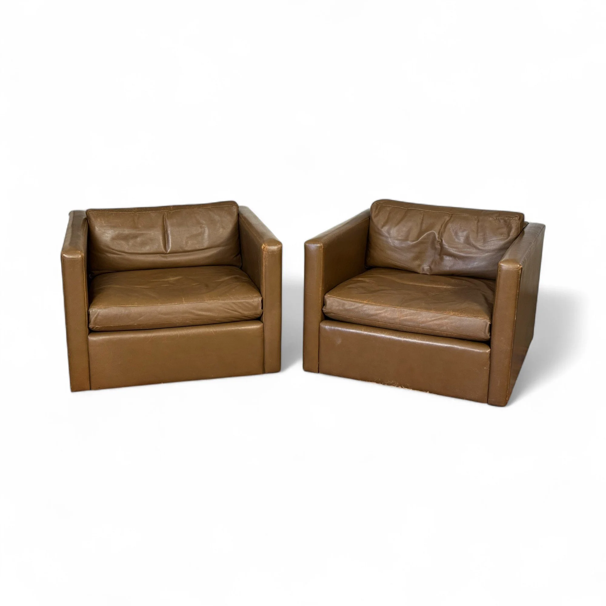 Vintage Charles Pfister for Knoll Leather Lounge Chairs — Fair